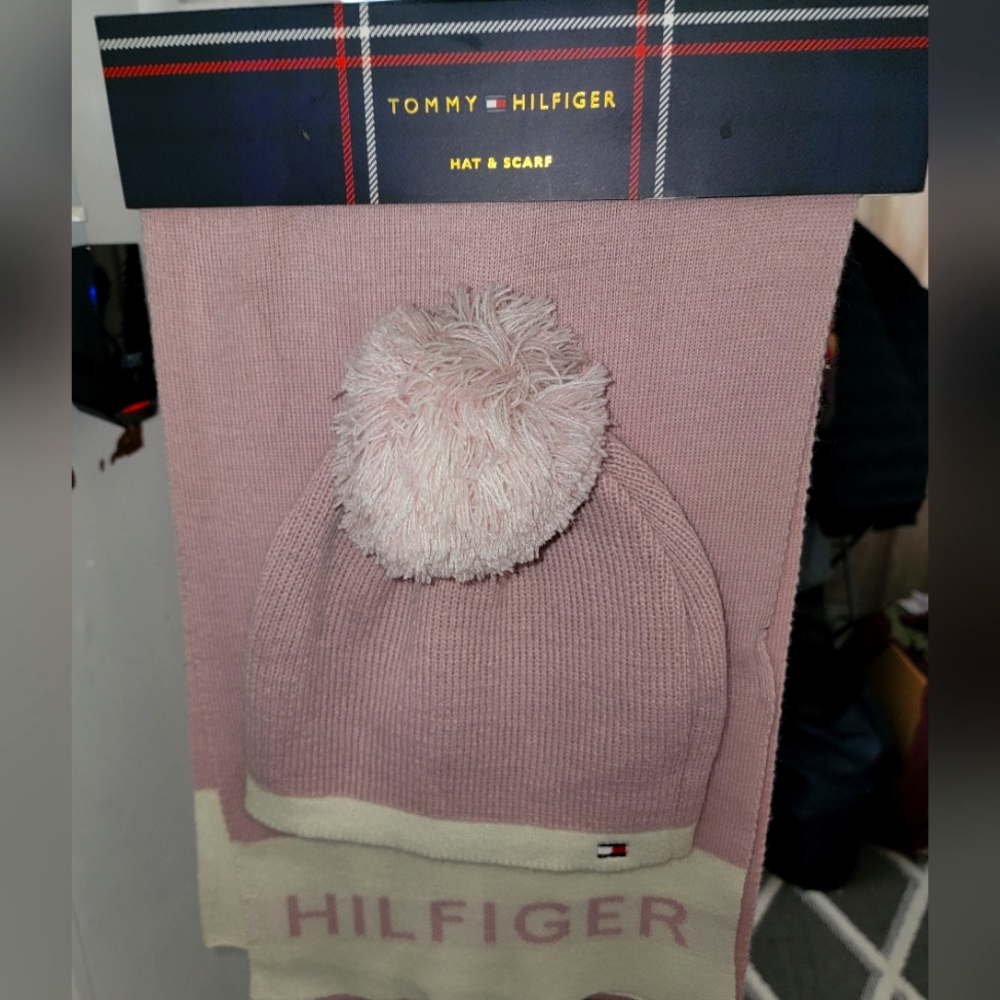Hat and scarf set Tommy